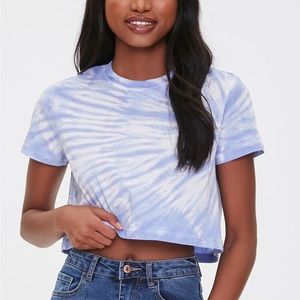 Forever 21 Tie-Dye Cropped Short Sleeve Tee (Size XS)